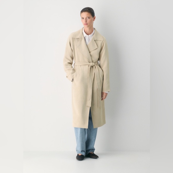 Aritzia Jackets & Blazers - Aritzia The Splendor Trench Coat - Crepette™